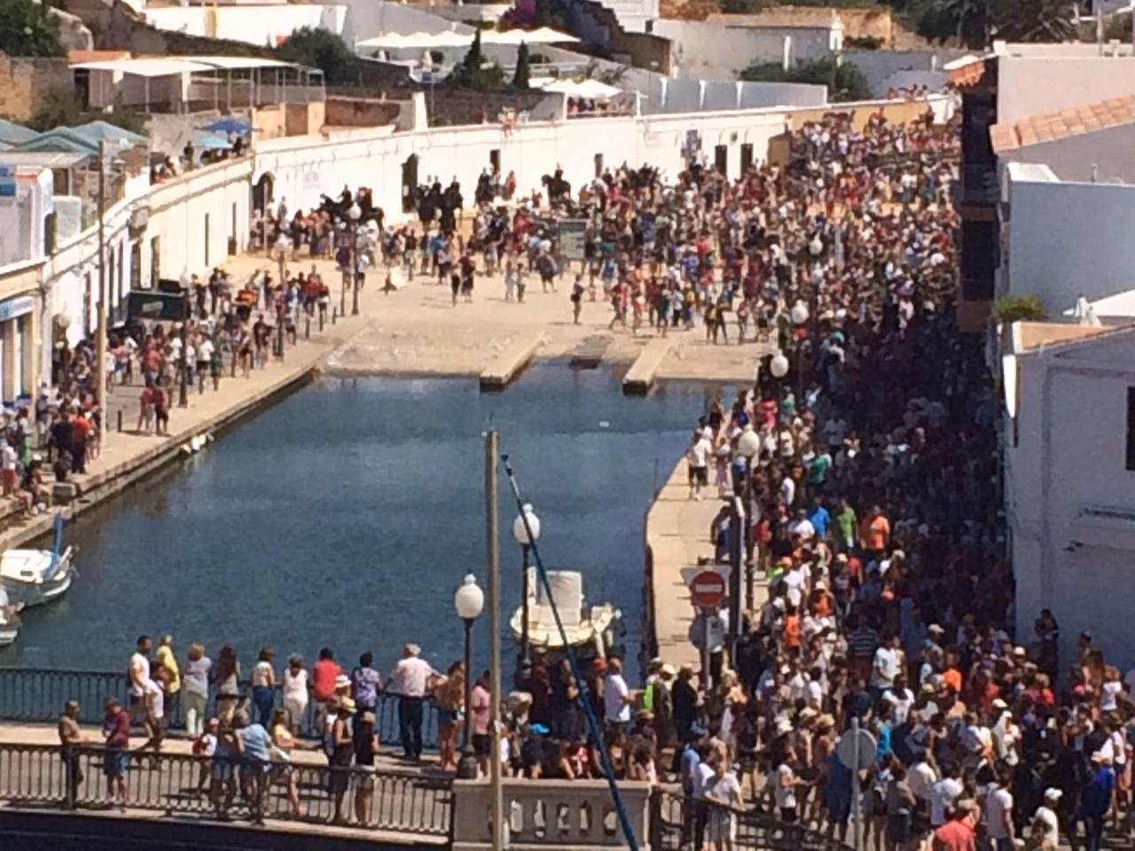 Ciutadella disfruta de la mañana 'santjoanera'