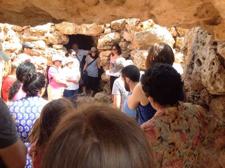 Cornia Nou recibe 40 personas en su visita de puertas abiertas