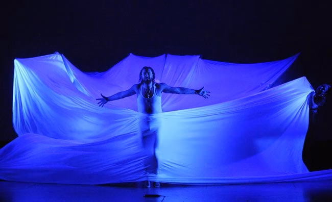 'Alaire' de espectáculo total