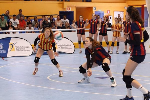 El Volei Ciutadella ficha a la joven receptora Sara Esteban, procedente del Barça