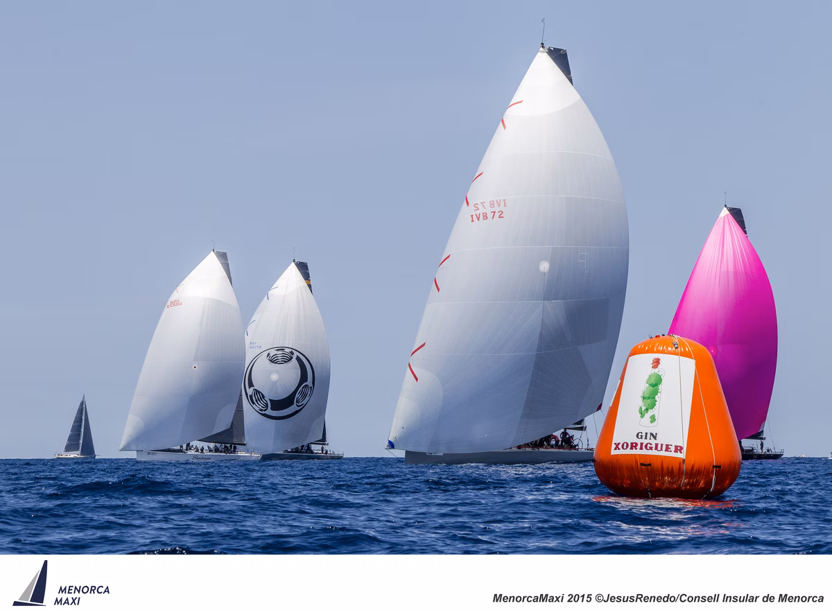 El Tango G en Wally y el Momo en Maxi 72 llegan líderes a la última jornada de la Menorca Maxi