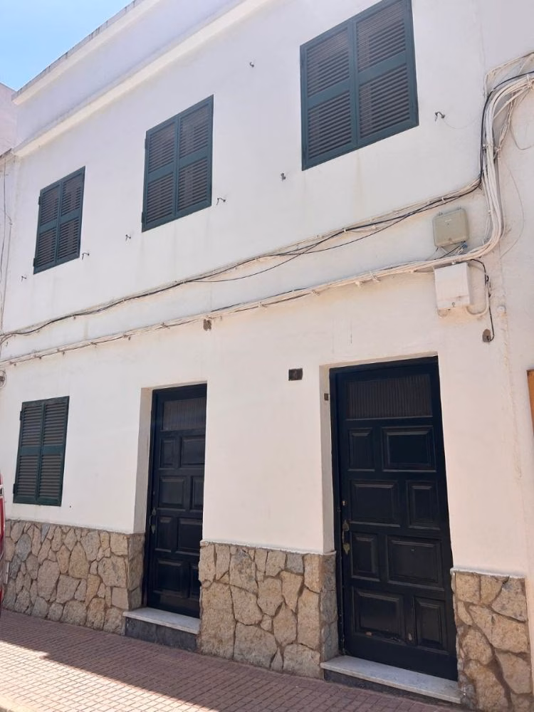 Ferreries adquiere la casa de "Ca Ses Monges" para destinarla a usos sociales