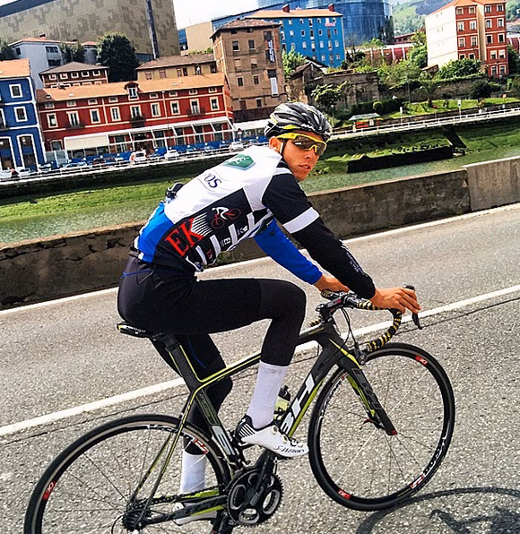 Rubén Sánchez inicia hoy la Vuelta a Bidasoa con el Cafés Baqué-Campos