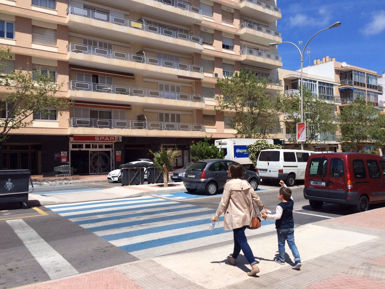 Una mujer permanece en observación tras ser atropellada en Fort de l'Eau