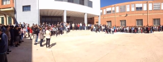 Menorca se suma al dolor por la muerte de un profesor en un instituto de Barcelona