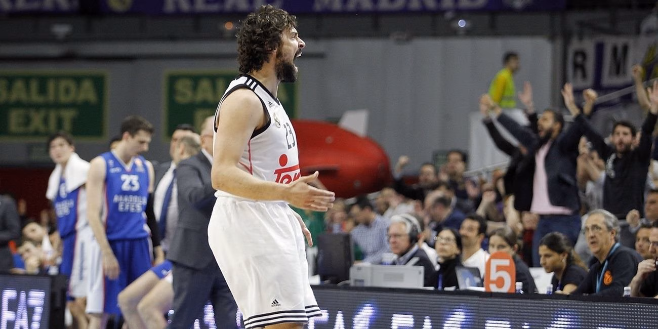 Llull se estrena con triunfo ante el Efes en los cuartos de final de la Euroliga