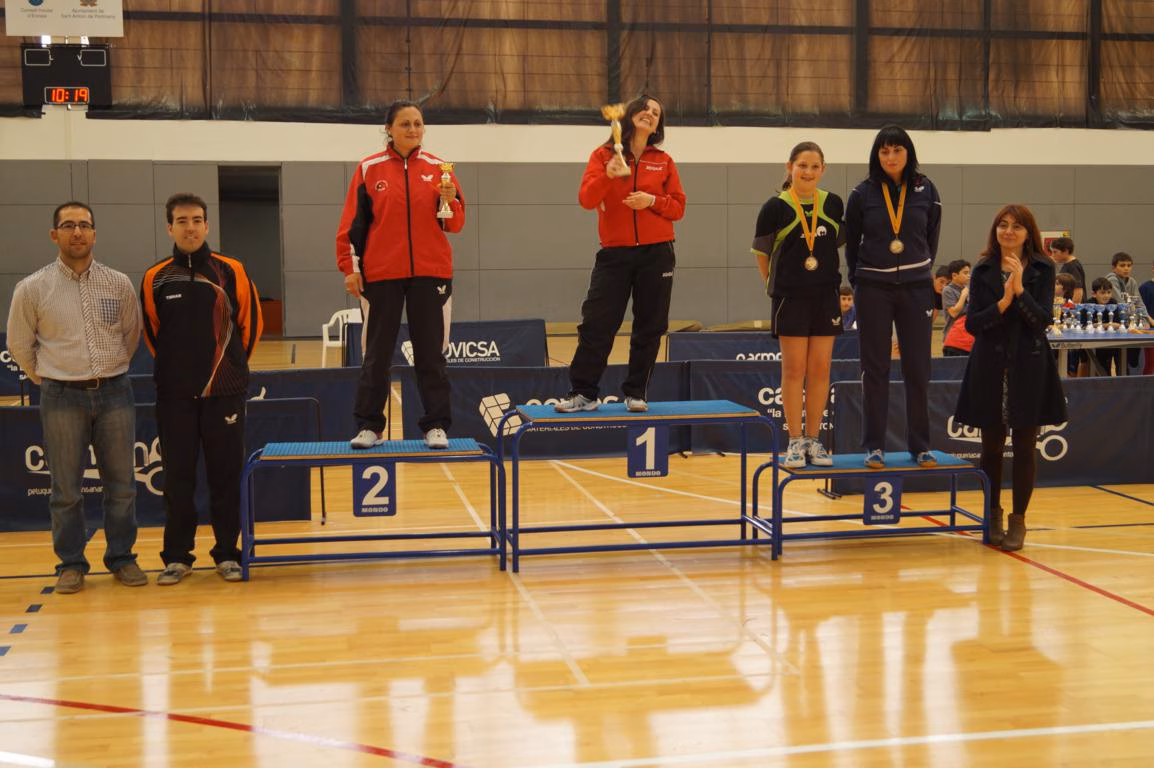 El tenis de mesa de Menorca muestra su potencial en el campeonato de Balears