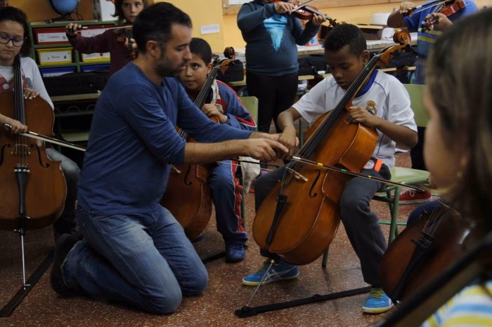 La música que pudo ser de Robinson Crusoe y Daniel Defoe