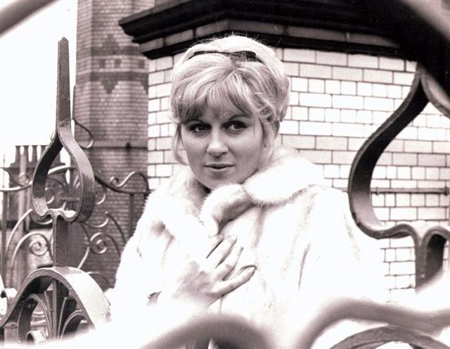 La cantante Jackie Trent ingresada en Ciutadella