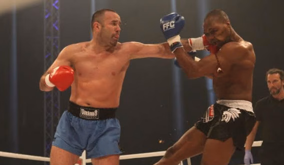 Frank Muñoz anuncia que abandona temporalmente el kickboxing