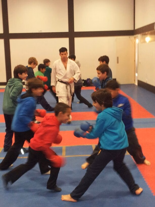 Los alumnos del Col.legi Salessià de Ciutadella conocen las artes marciales