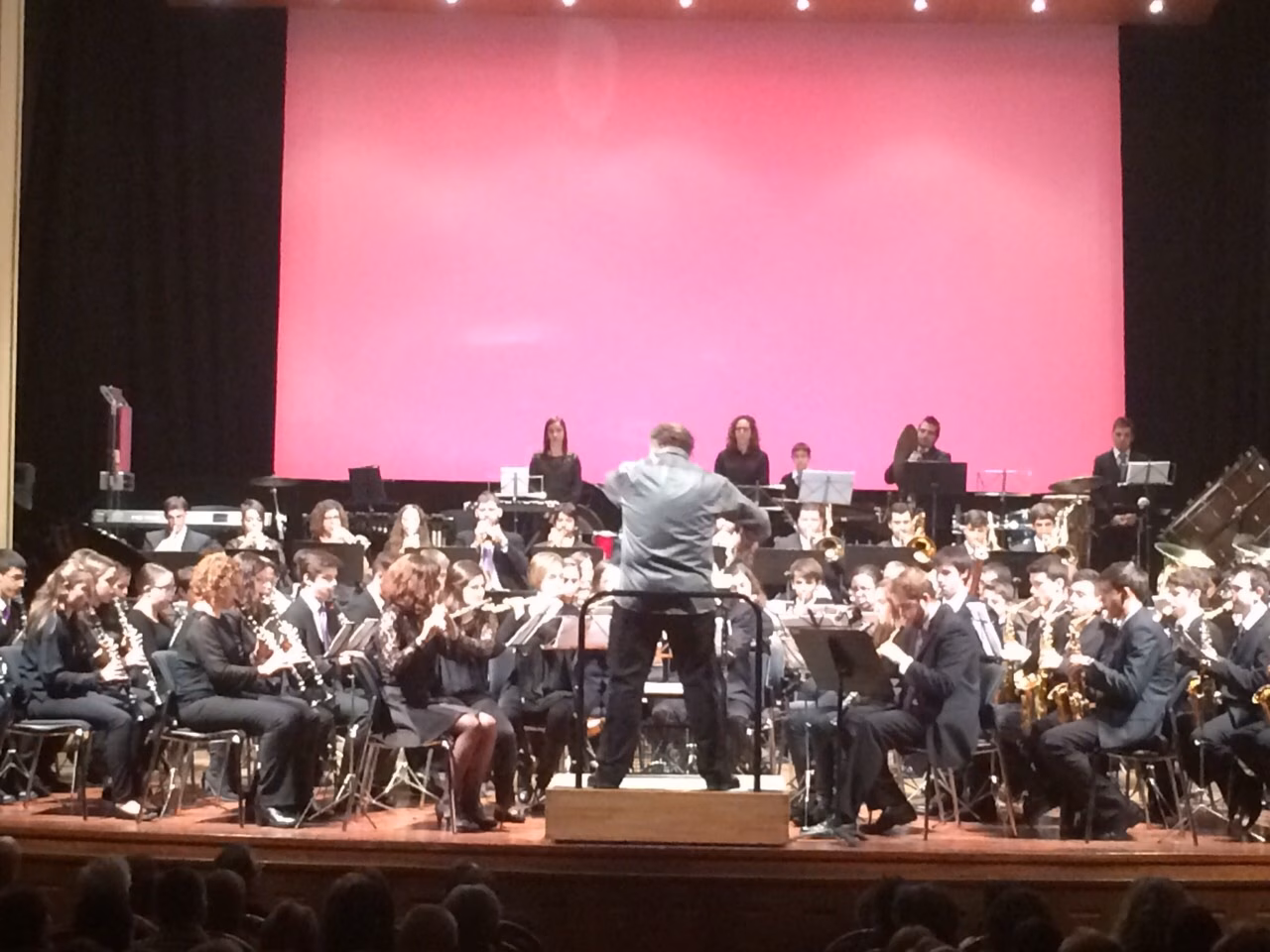 Muy buena entrada en el Principal para la Banda de Ferreries