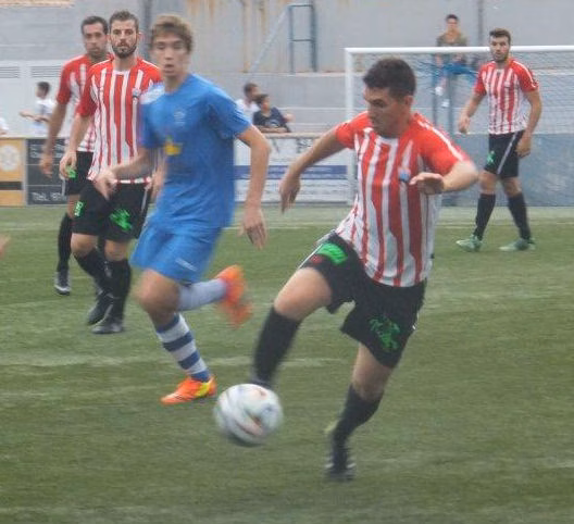 El Mercadal sale vivo de Binissalem y sueña con el título de Copa Federación