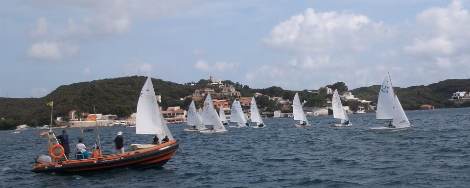 Jordi Triay y Cristian Vidal, campeones de Menorca de la clase Snipe