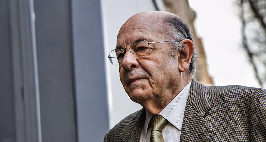 Increpan a Félix Millet en un vuelo de Maó a Barcelona