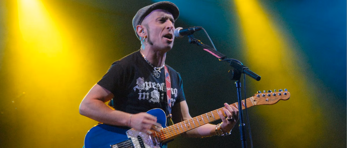 Fito y Fitipaldis saca nuevo disco, pero su gira esquiva Menorca