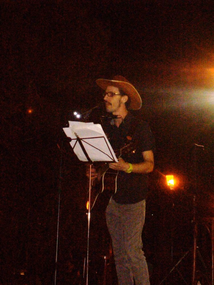 Poesía de nivel en el Pati de Santa Clara de Ciutadella