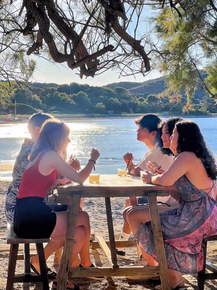 «Una emoción que siempre vuelve», el nuevo spot de Pomada Xoriguer