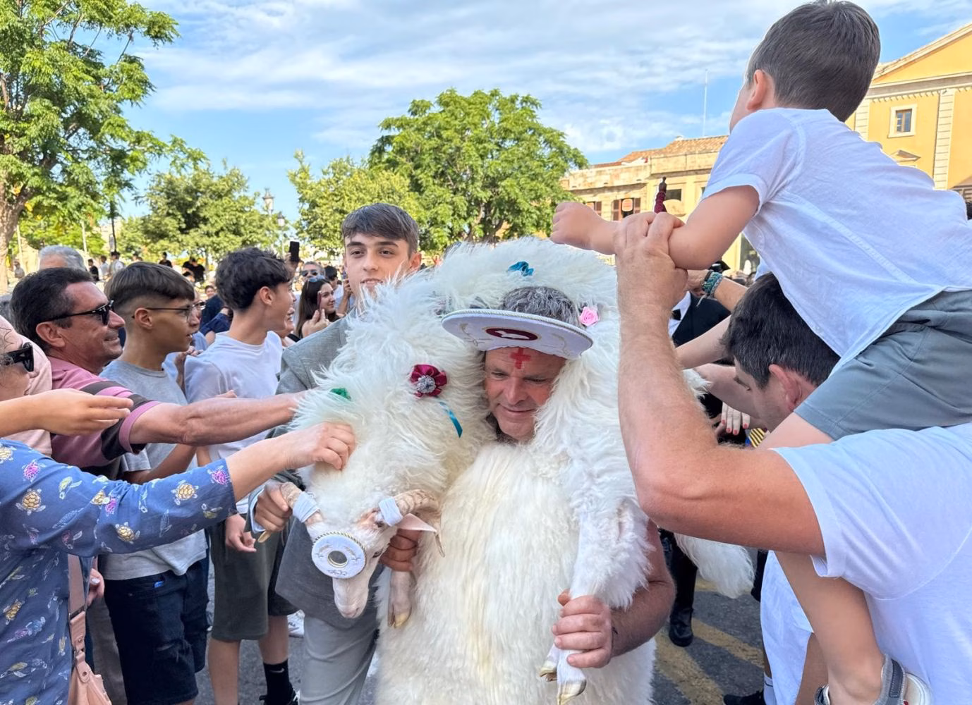 Más de 10.000 personas siguieron en tiempo real la comitiva de "s'homo des be"