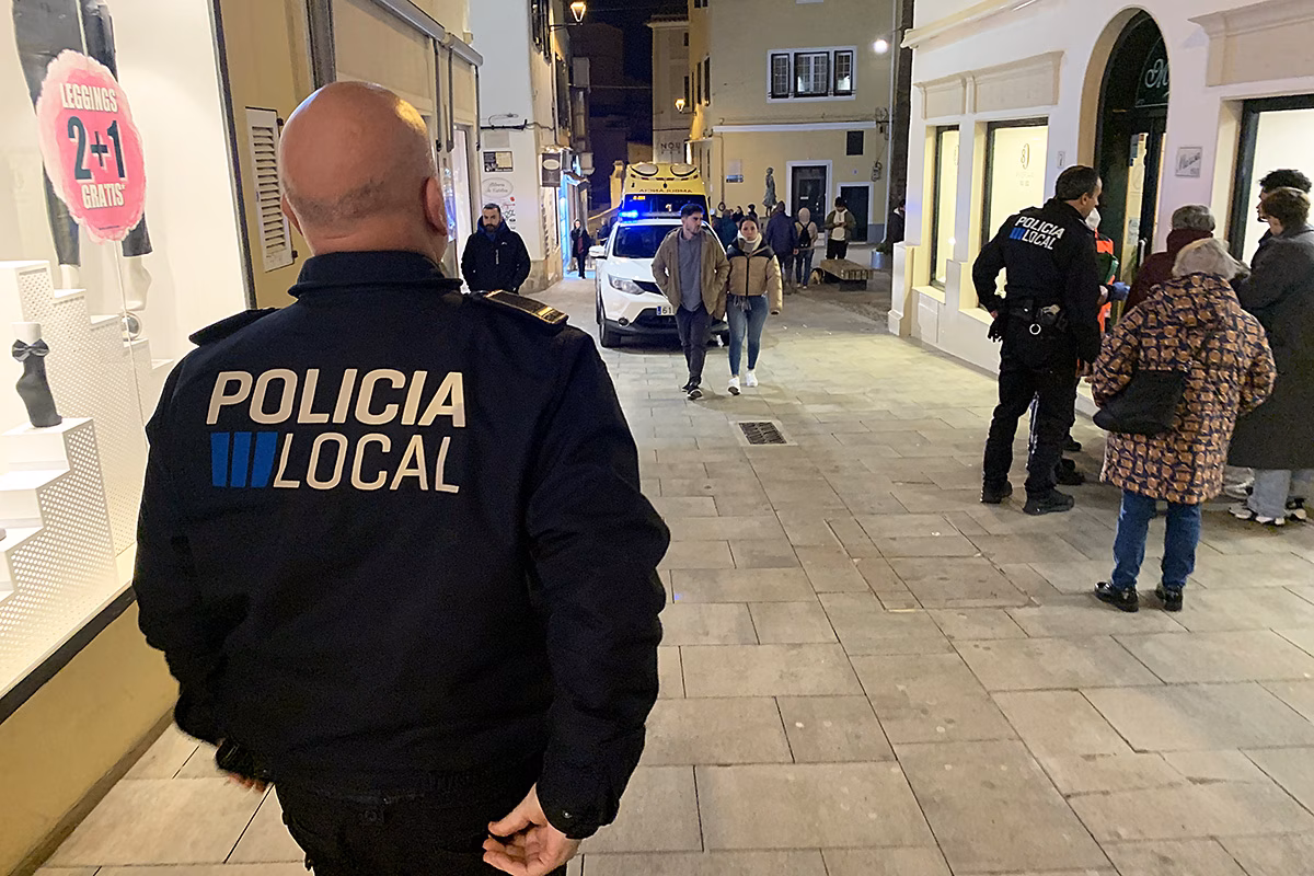 Ara Maó pide que la policía local entre en el programa VioGén