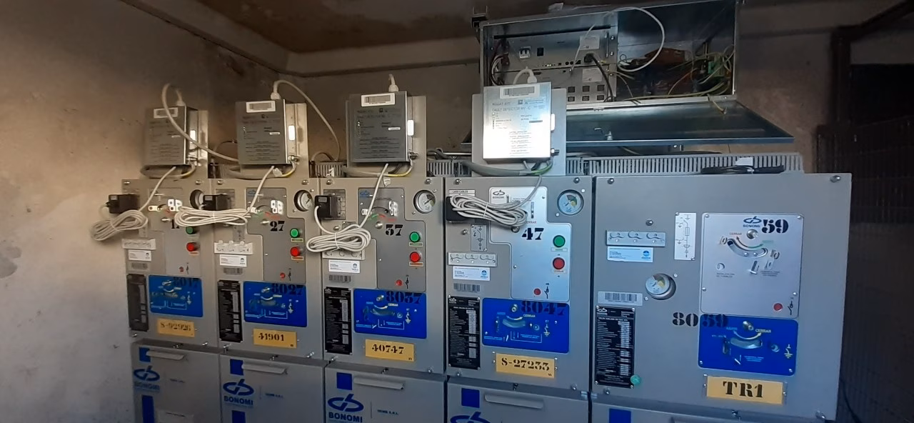 Endesa avanza en la digitalización de la red eléctrica en Menorca con 20 nuevos interruptores