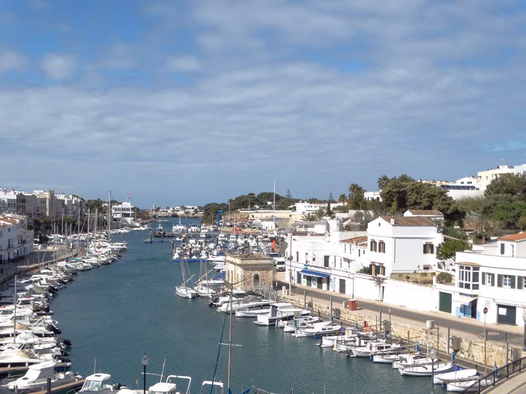 El puerto de Ciutadella obtiene la Bandera Azul en un año récord para Baleares