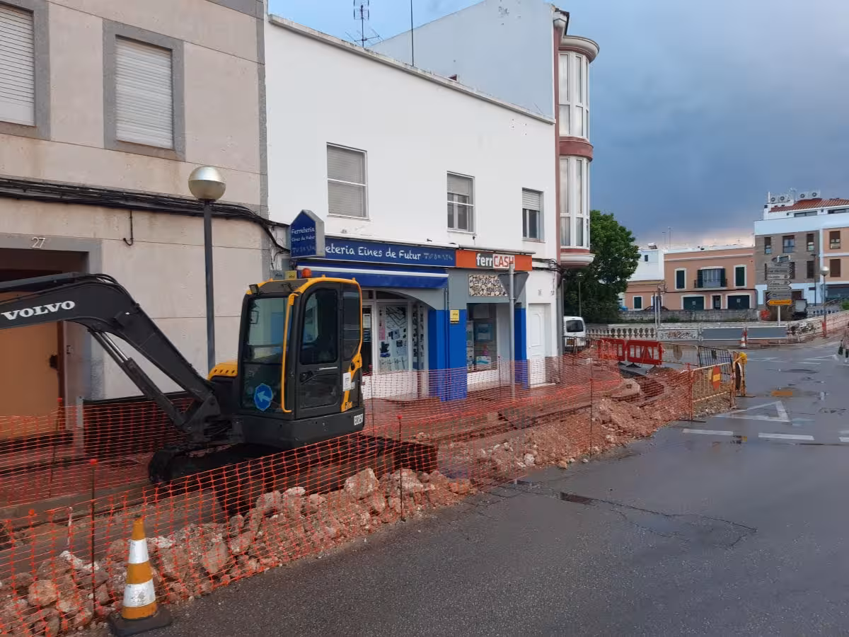 Endesa refuerza la red eléctrica de Ciutadella con una inversión de 187.000 euros