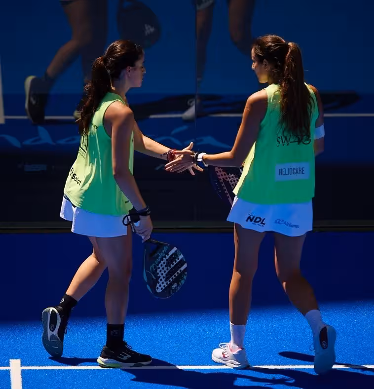 Triay y Fernández plantan cara pero caen en semifinales de Sevilla