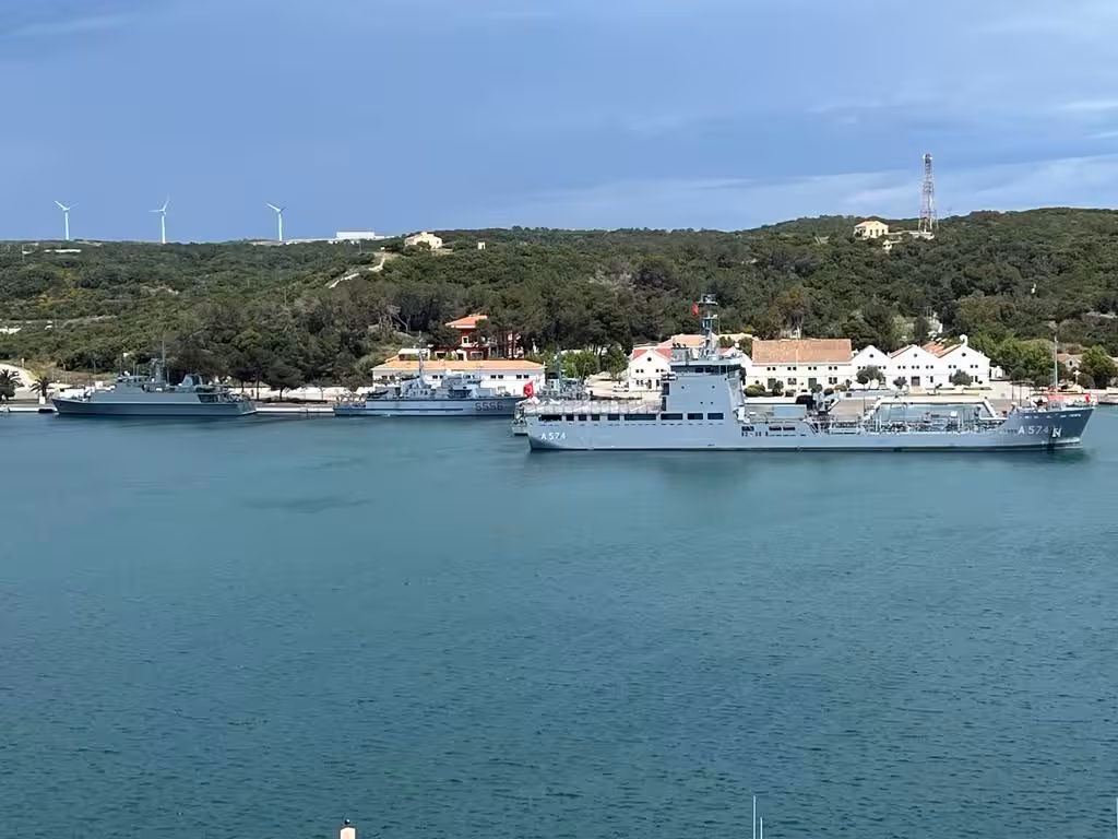 Menorca se une a Rota y Cartagena como base naval de la OTAN en España