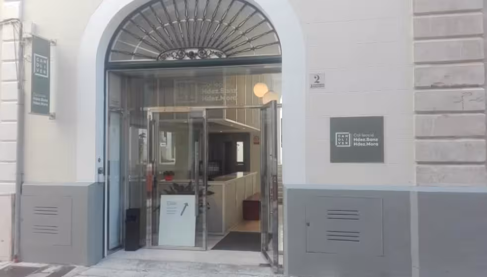 La galería Can Oliver de Maó estrena "La Ciència en Imatges"