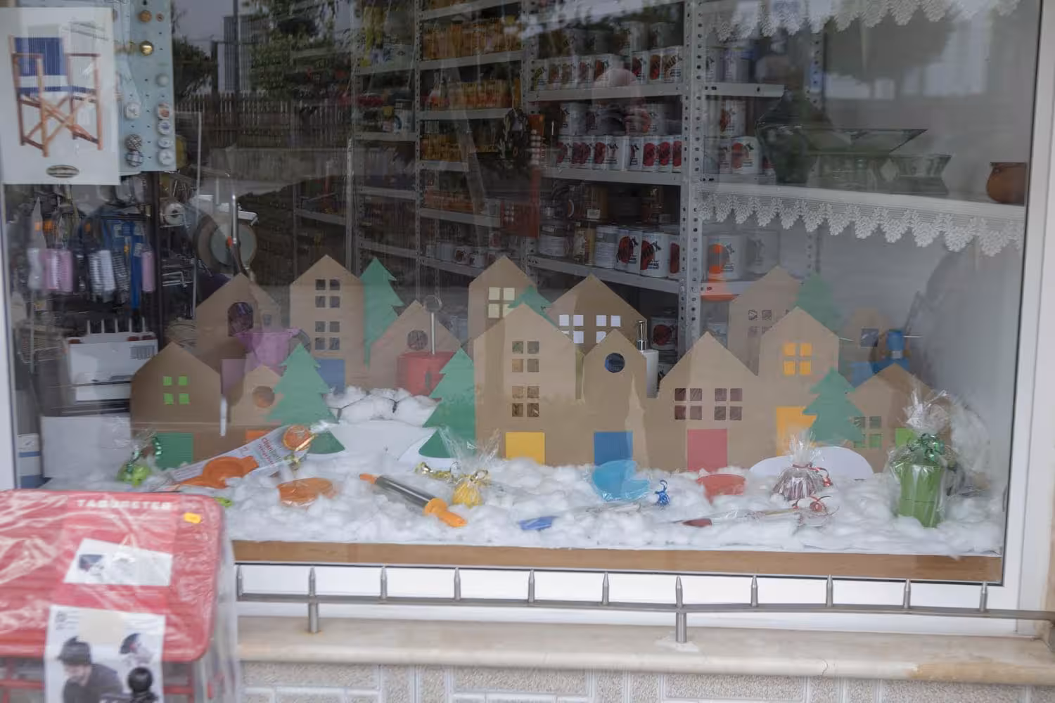 Es Mercadal impulsa el espíritu navideño con un concurso de mostradores: 3.000 euros en premios