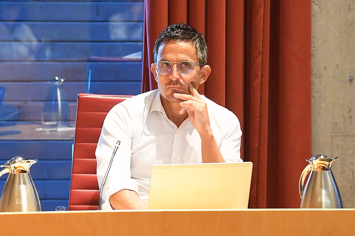 Més acusa a Simón Gornés de inventarse la excusa del cumpleaños en el Llatzeret