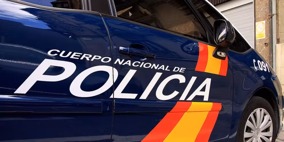 La Policía detiene a un conocido reincidente por robar en un chalé de Ciutadella