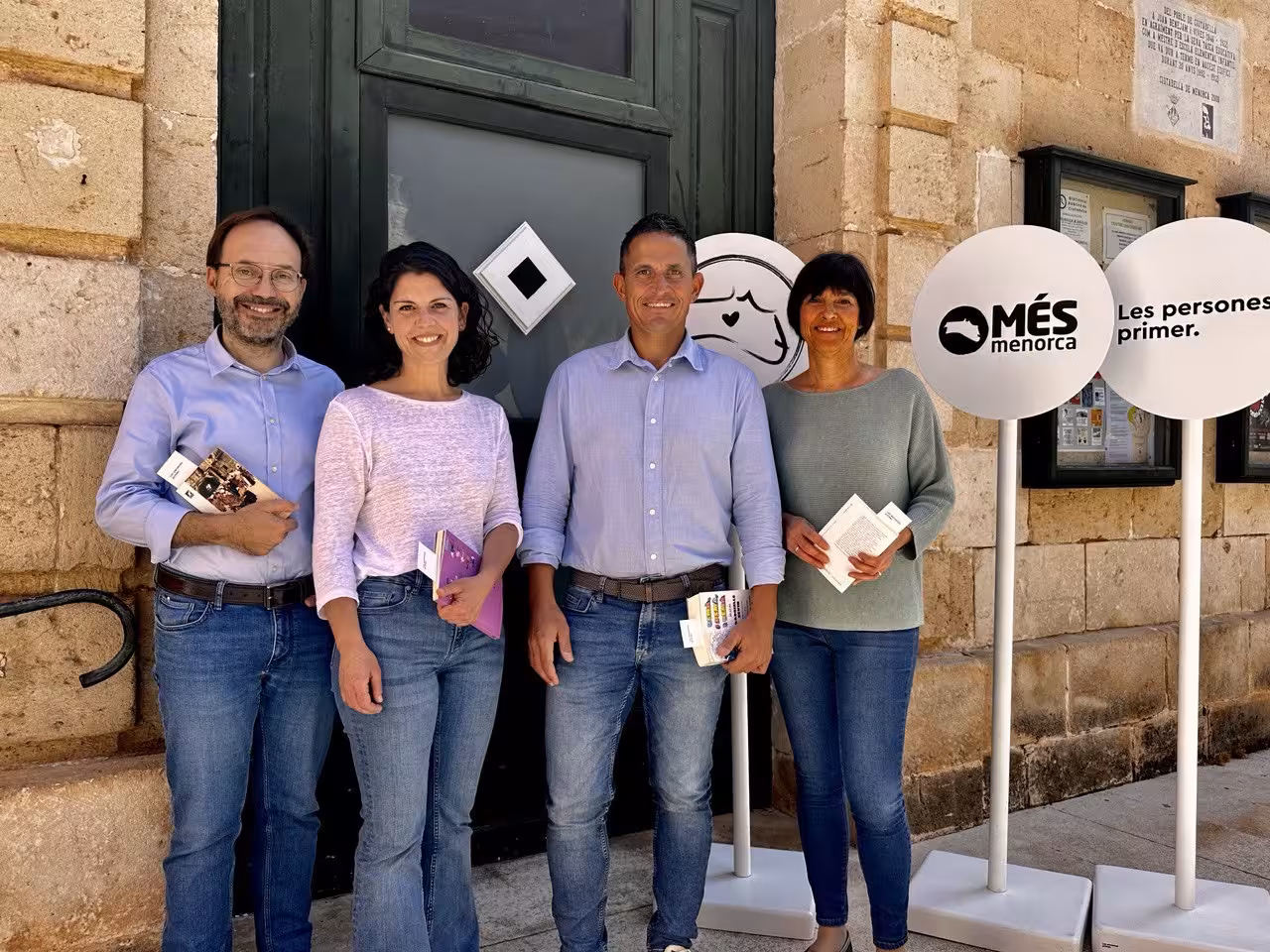 Més propone crear un plató audiovisual público en una nave industrial sin uso