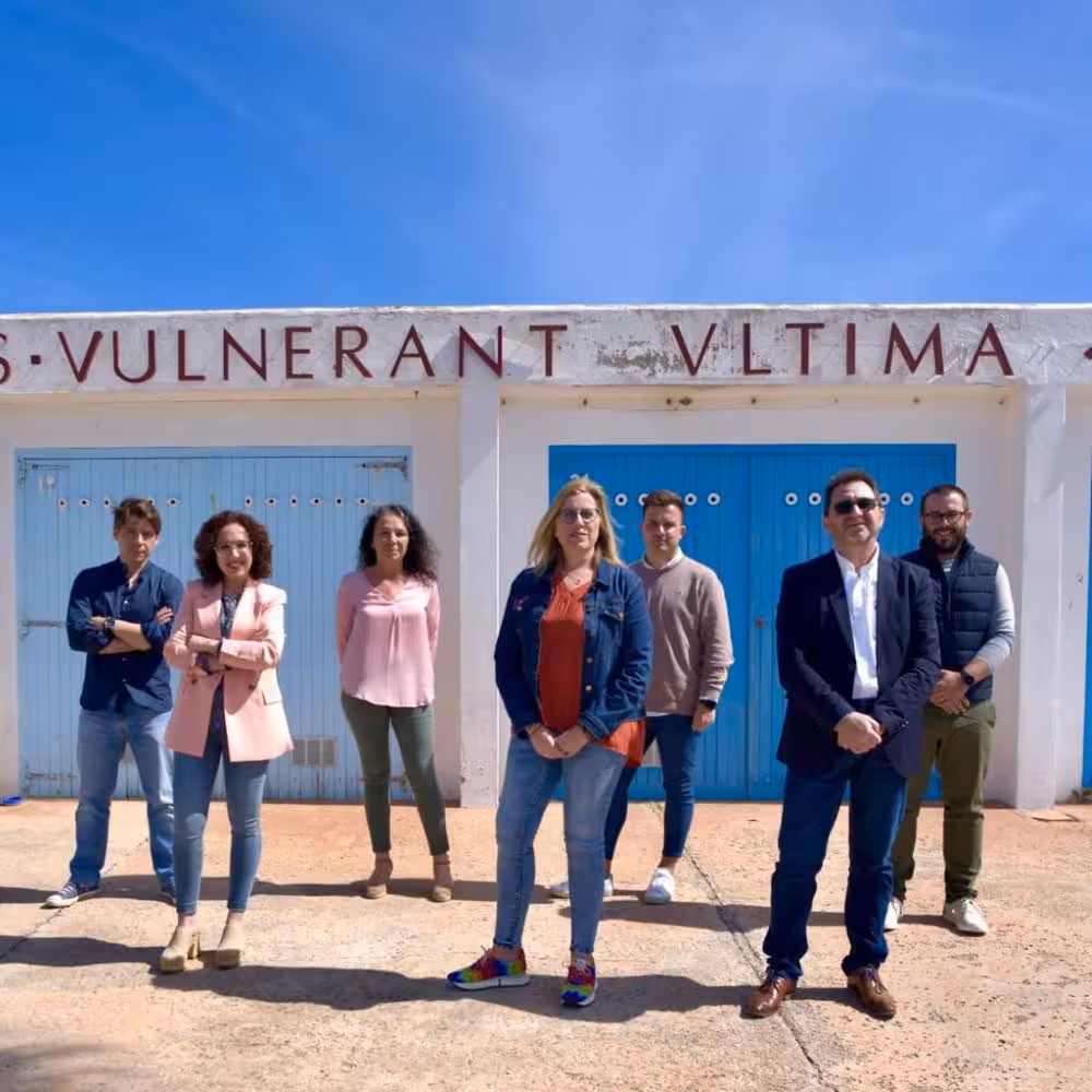 Loles Tronch, presenta la lista del PP-Sant Lluís para las elecciones de mayo