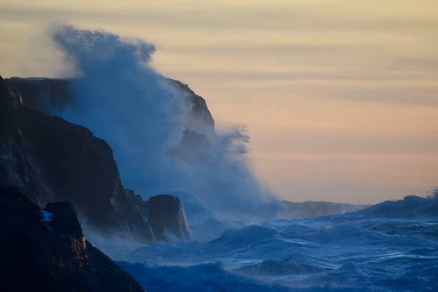 Abre el puerto de Maó al tráfico marítimo