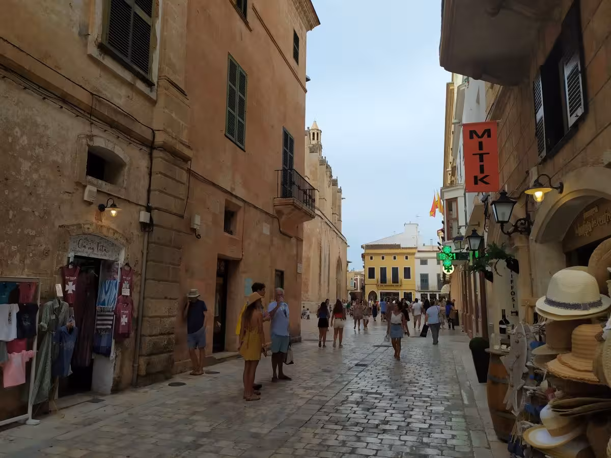 Comerciantes de Menorca prevén una campaña de Navidad similar a 2021