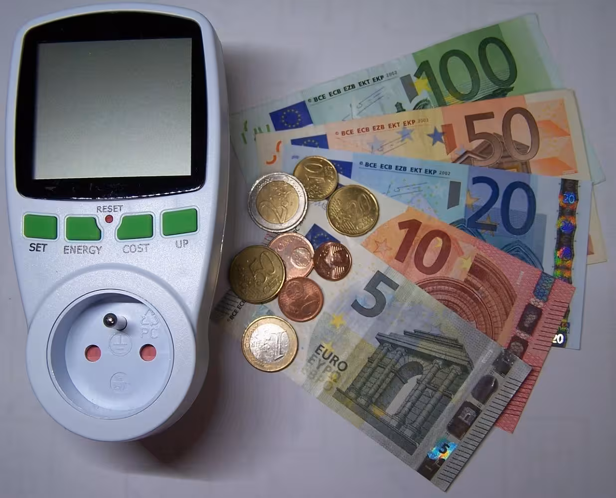 La electricidad subirá este miércoles más de un 21 % hasta 139 euros/MWh