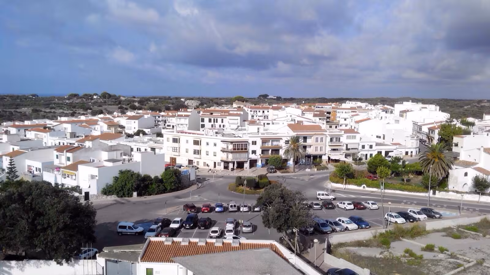 Es Migjorn Gran inaugurará en noviembre "el primer ayuntamiento 100 % ecológico"