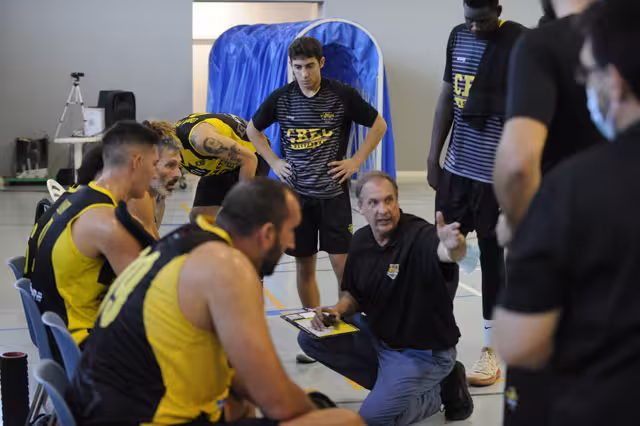 El Pinta B alarga su mala racha en Salou