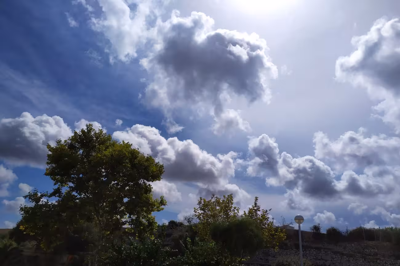 El viento del norte trae un descenso de las temperaturas en Menorca