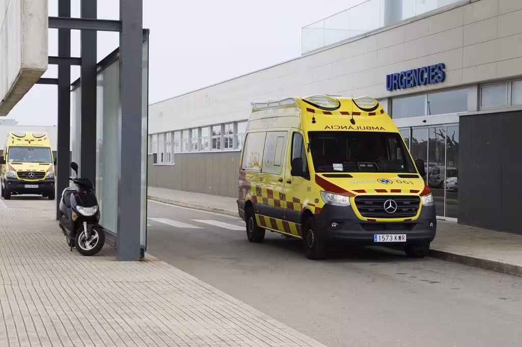 Dos nuevos brotes en Menorca provocan 9 contagios y otro paciente ingresa en la UCI