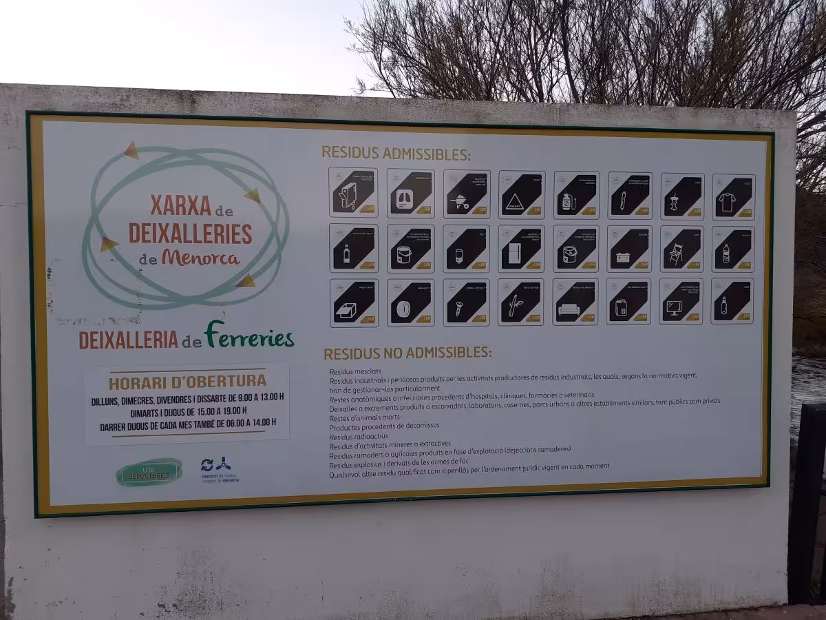 Finalizan las obras de mejora en los "puntos limpios" de Menorca