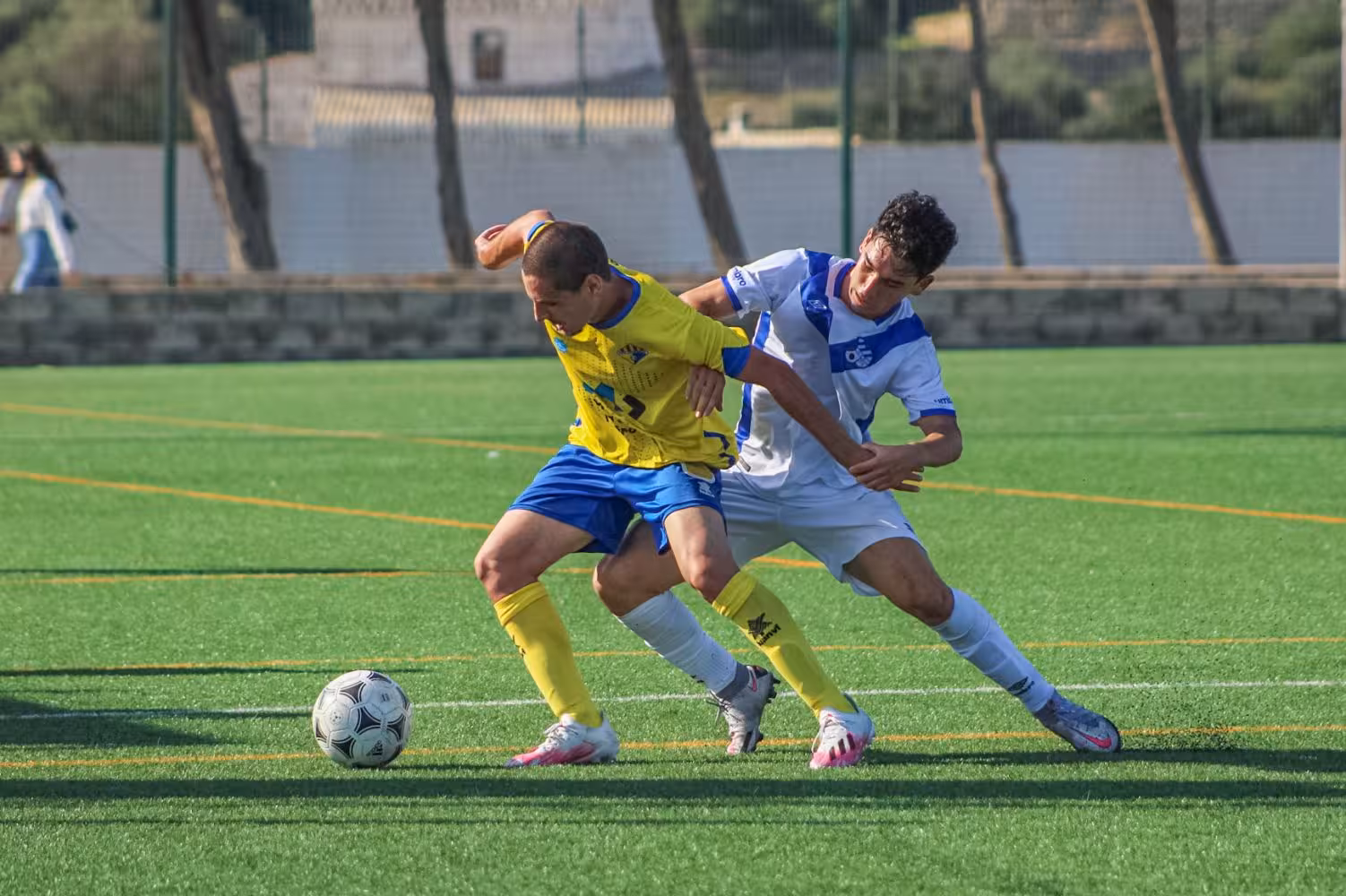(Fotos) Un Atlético Villacarlos sin pegada pierde 0-1 ante el Europa
