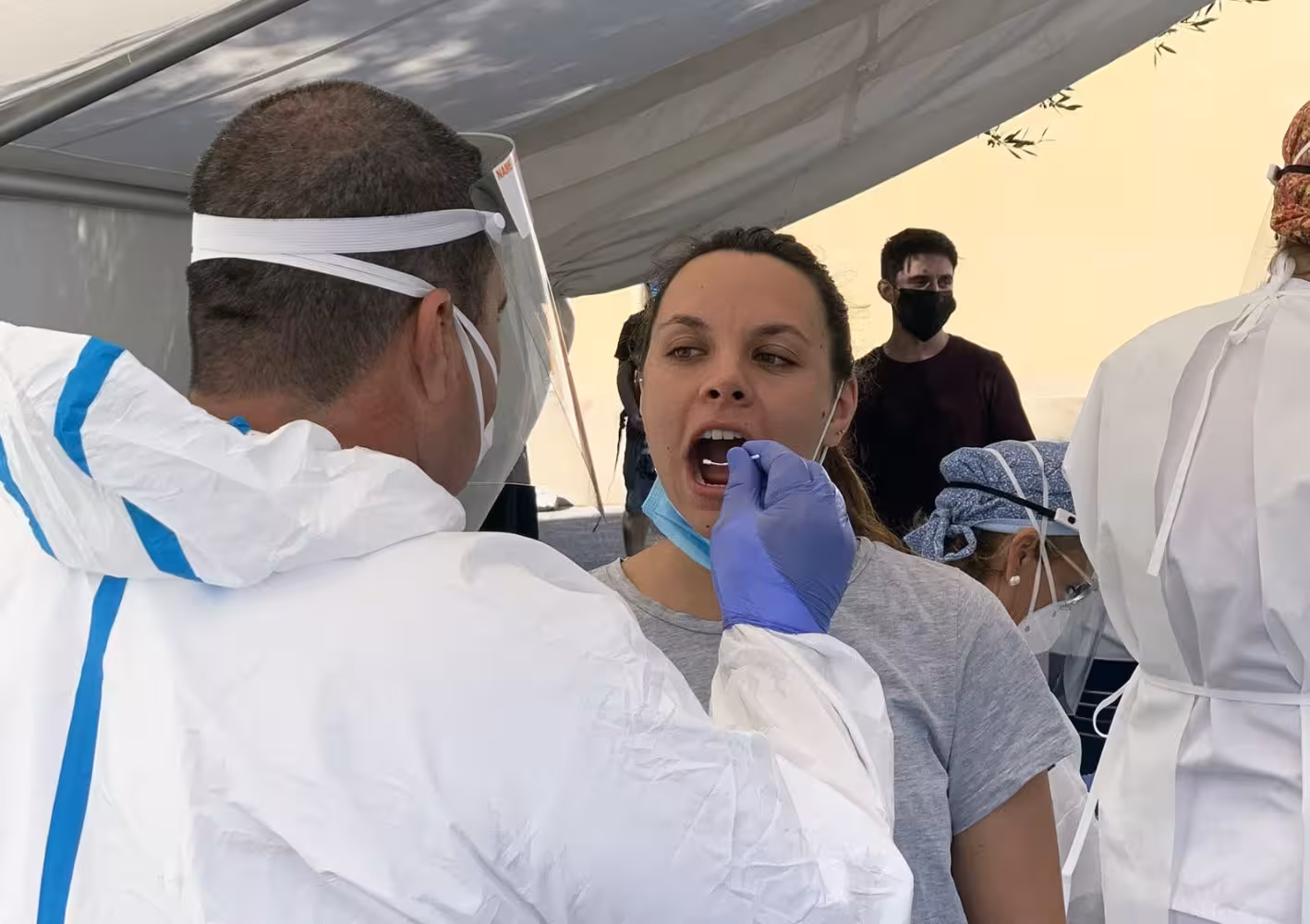 Unas 700 personas se apuntan a las pruebas en Ciutadella, que se alargarán una semana