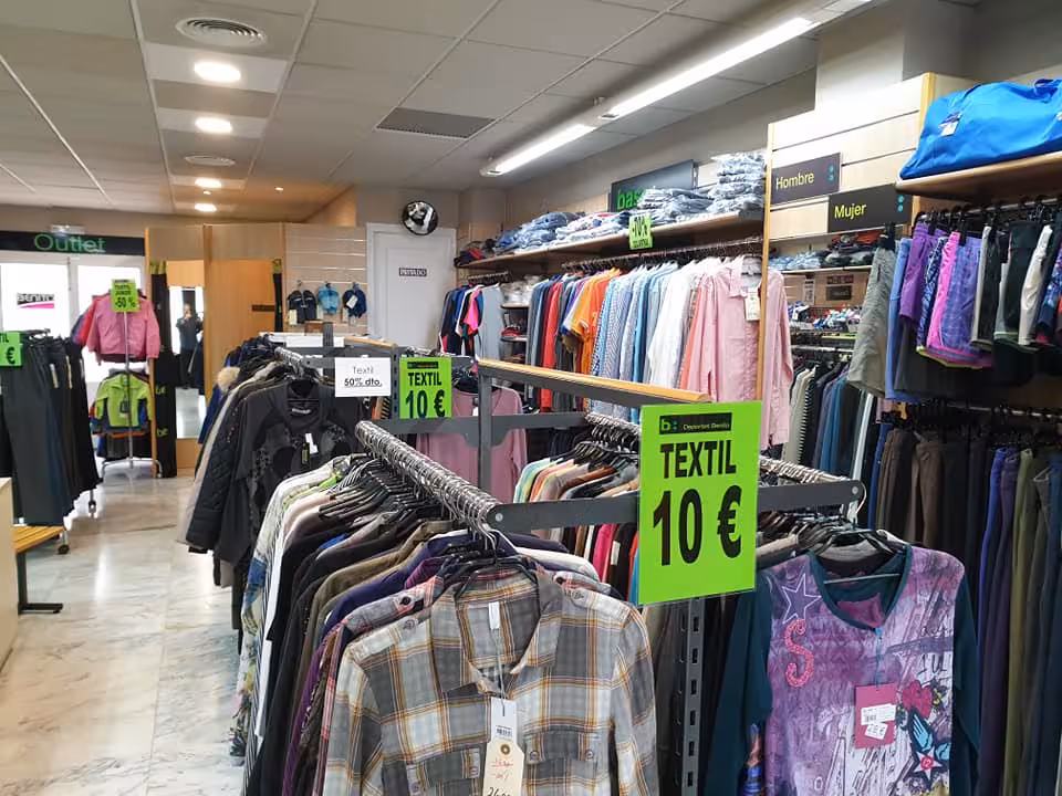 Las ventas del pequeño comercio se desploman