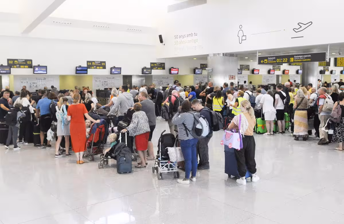 Los viajeros que lleguen a España deberán guardar una cuarentena de 14 días