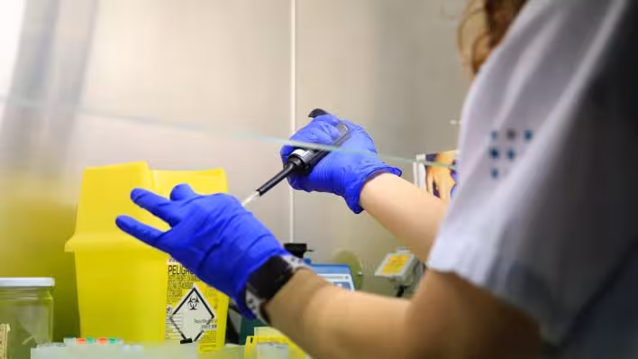 Un hombre de 72 años muere por coronavirus en Menorca