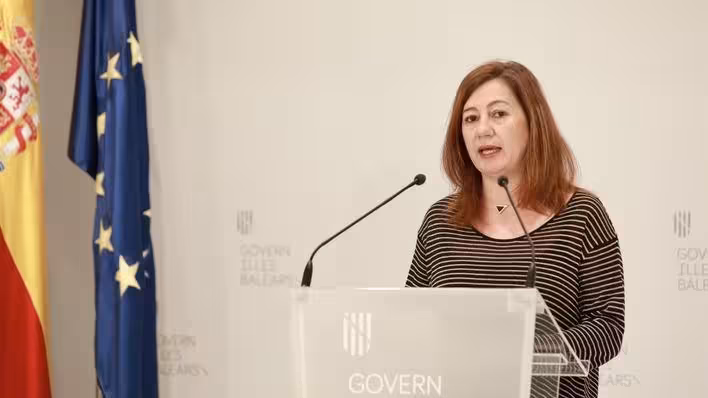 Armengol pide mantener el cierre de puertos y aeropuertos lo "máximo" posible