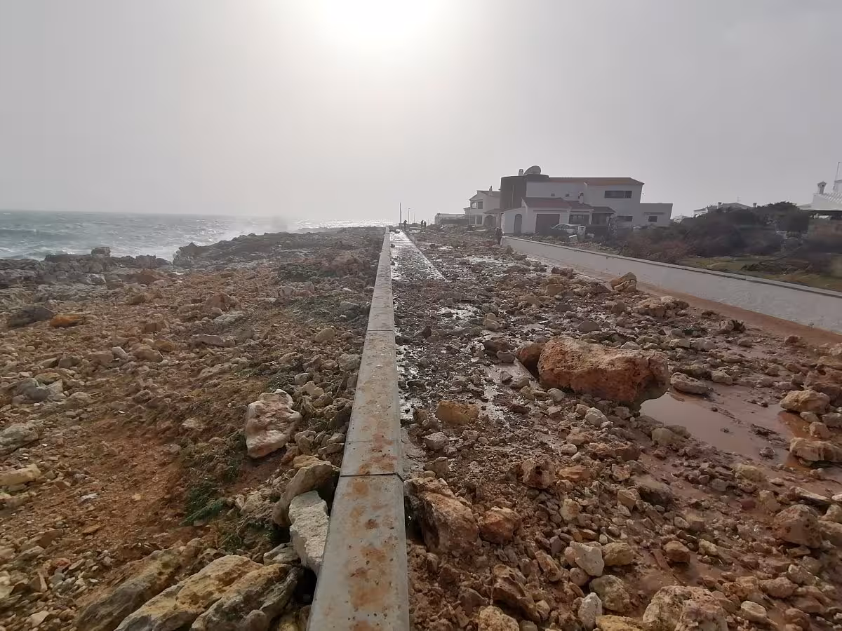 Sant Lluís pide ayuda al Estado para compensar los daños causados por "Gloria"